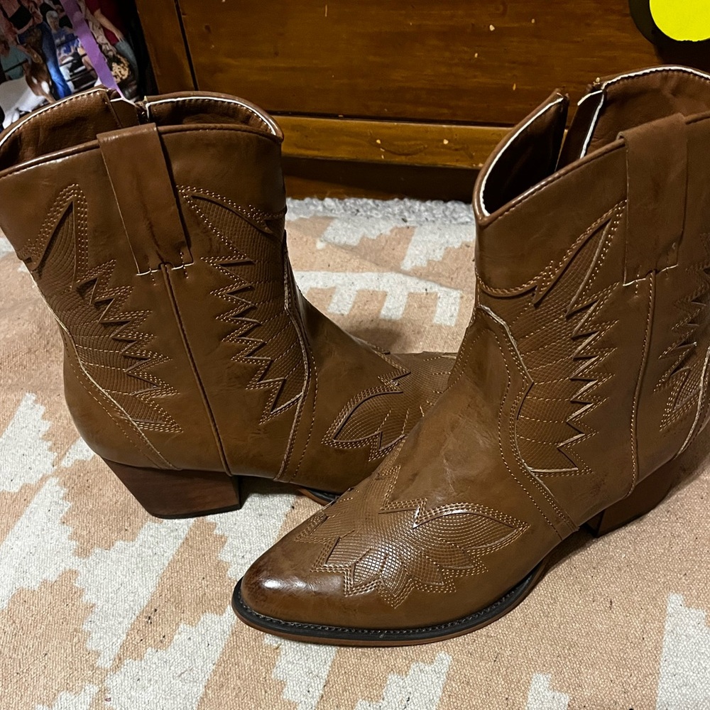 Arider Girl booties